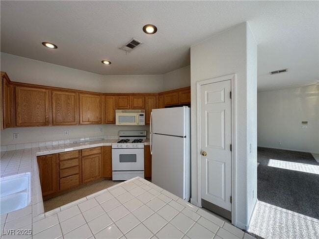 Building Photo - 1148 Warm Canyon Way