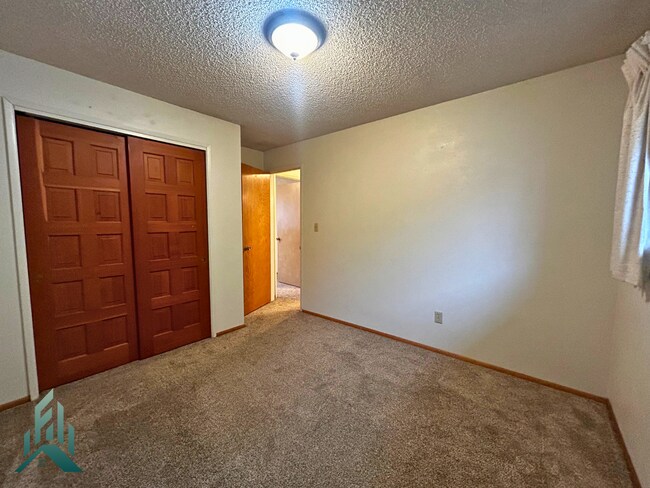 Building Photo - 827-829 NW 29th St.