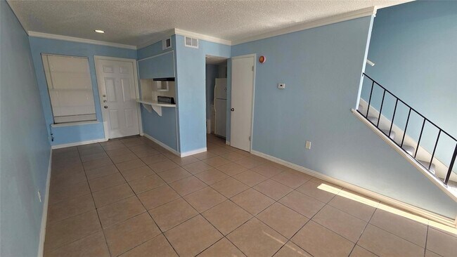 Building Photo - 5200 Lancaster Ct