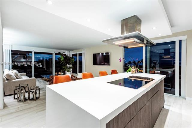 Building Photo - 177 Ocean Lane Dr