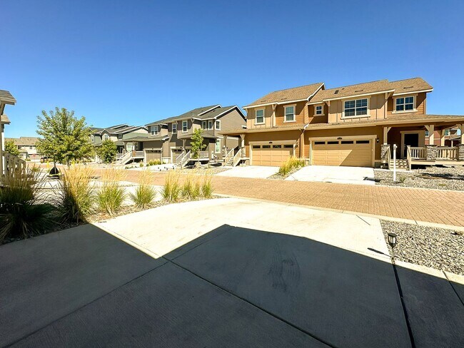 Building Photo - 9049 Bondcliff Ln