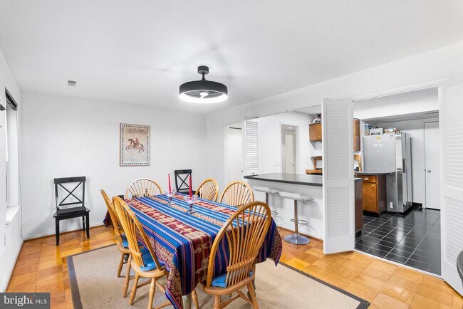 Building Photo - 110 Cross Keys Rd