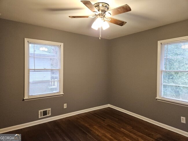 Building Photo - 2695 Sandtown Rd SW