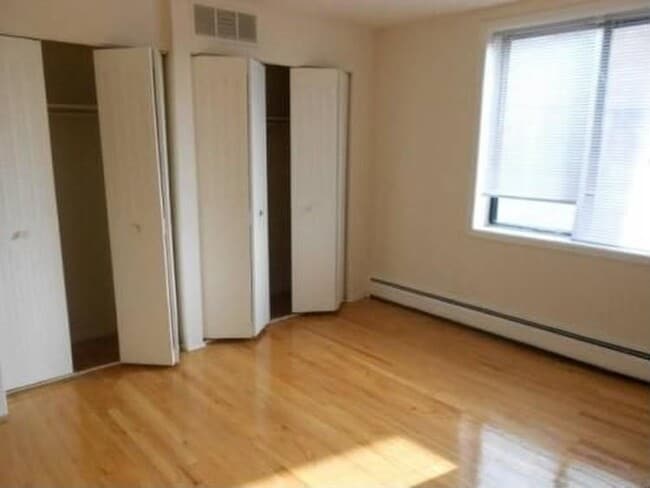 Building Photo - 0 bedroom in Chicago IL 60626