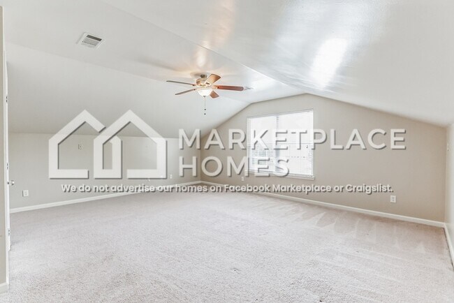Building Photo - 5022 St Ives Dr