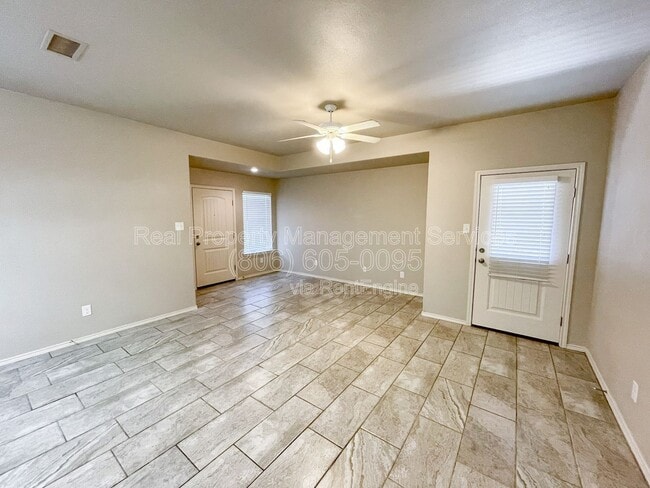 Building Photo - 2607 113th St