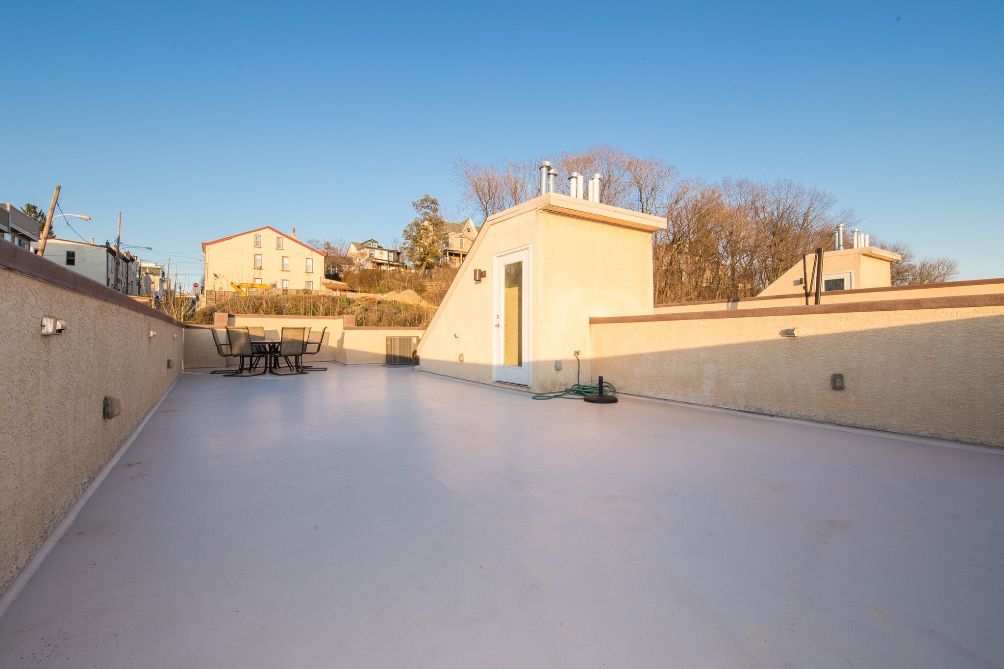 Building Photo - 4576 Silverwood St
