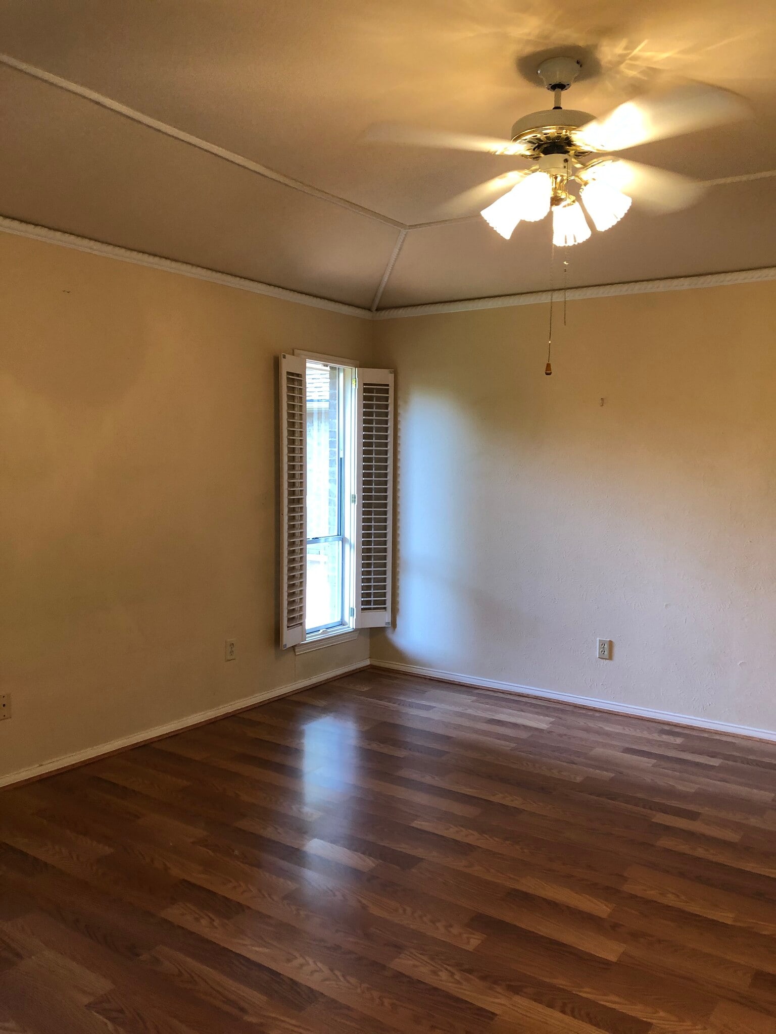 Master bedroom - 2304 Canyon Valley Trl