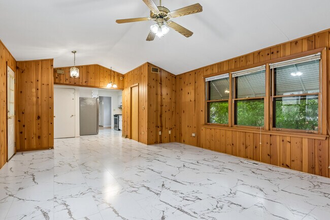 Building Photo - 226 Latrobe Ave