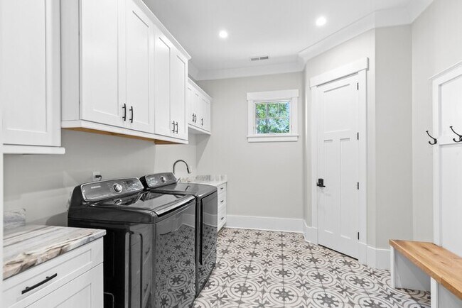 Building Photo - Northshore Landing