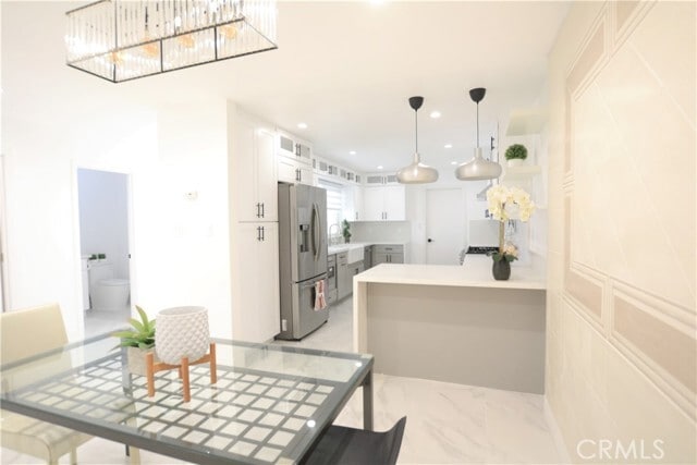 Building Photo - 5 Spicewood Way