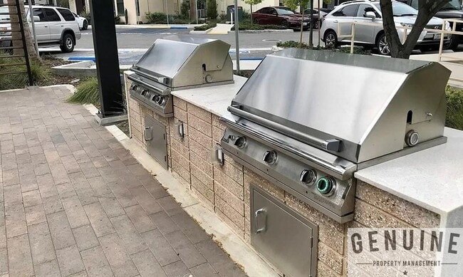 Building Photo - Coming Soon: Beautifully Furnished 3Bd 3.5Ba Condo in Costa Mesa