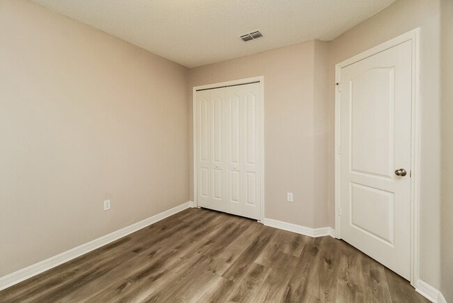 Building Photo - 15337 Black Lion Way