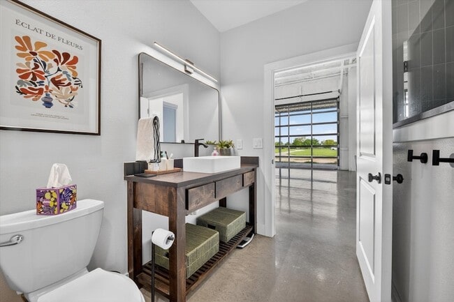 Building Photo - 9082 Wolf Run