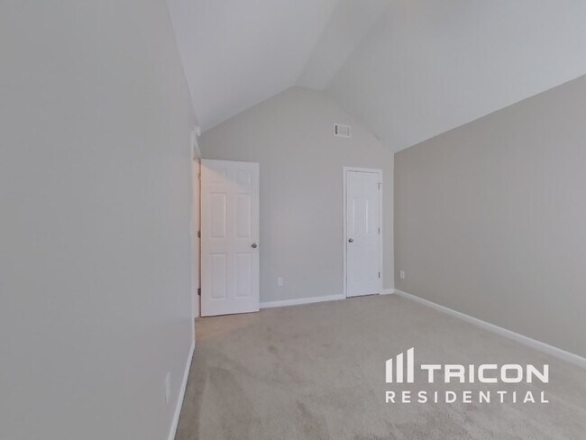 Building Photo - 4017 Shaded Oasis Ln