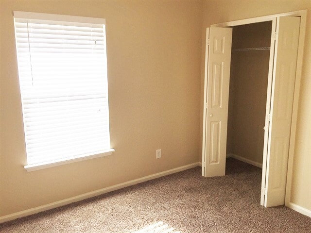 Building Photo - 2454 Ambrosia Dr