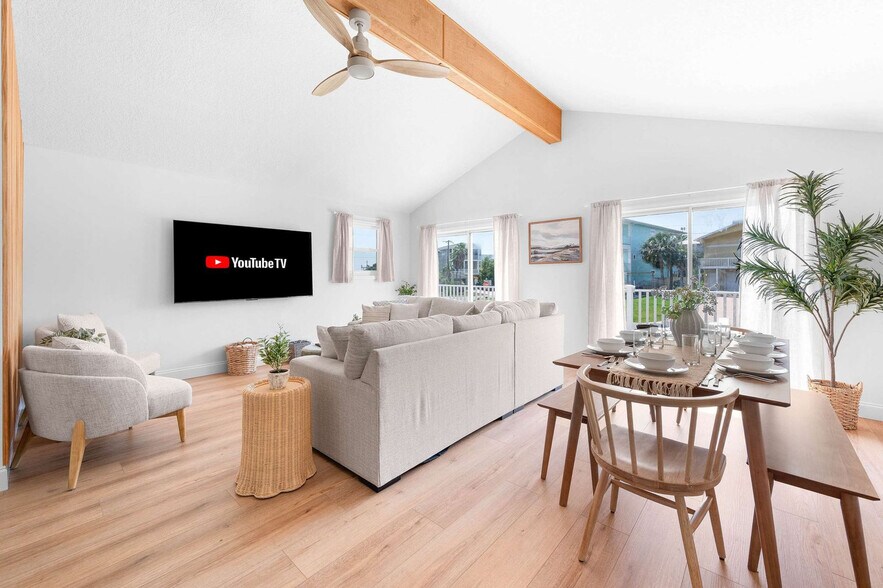 Building Photo - 108 Zamora St