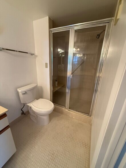 Building Photo - 2333 Feather Sound Dr