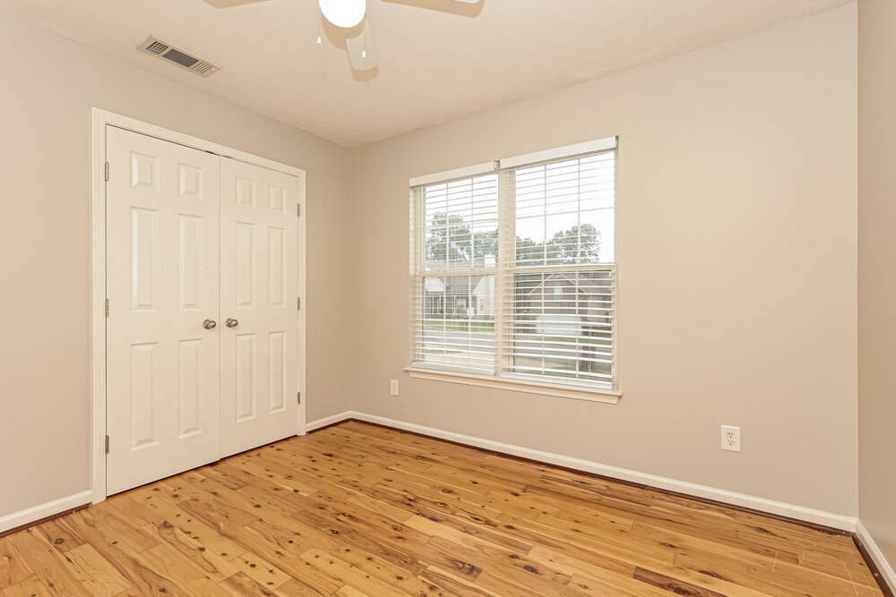 Building Photo - 128 Mary Joe Martin Dr