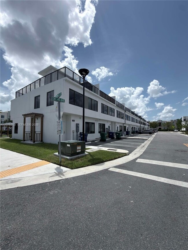Building Photo - 26053 SW 145th Ave