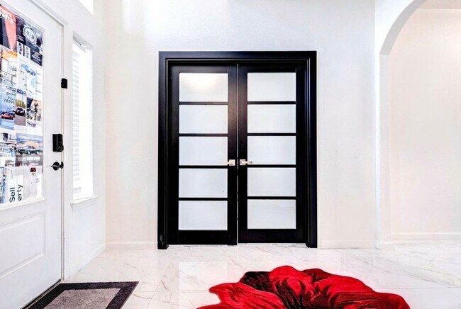 Building Photo - 22127 Roxanne Field Ln