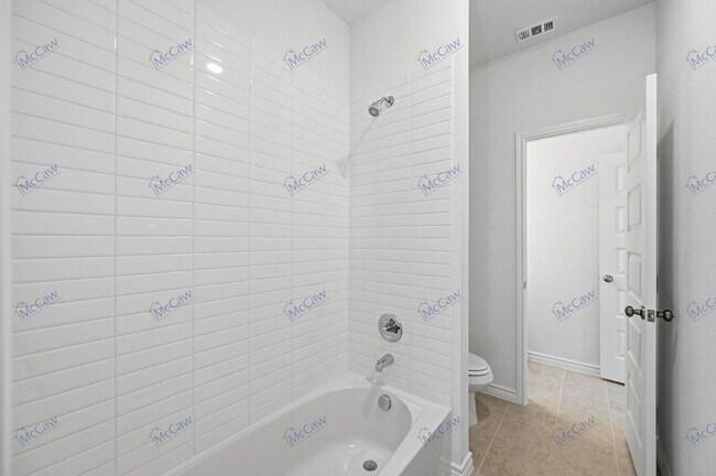 Building Photo - 402 Wrangler Ln