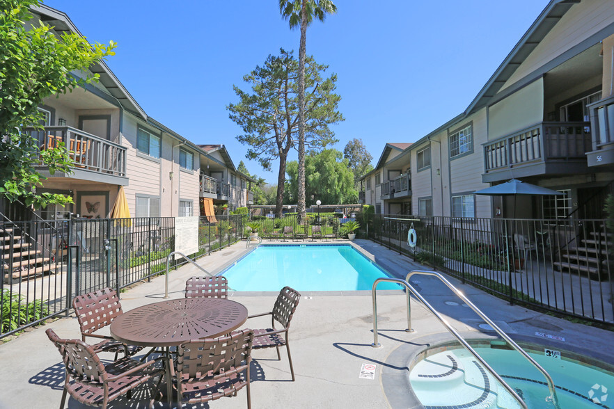 Primary Photo - Woodside Senior Apartments (55+)