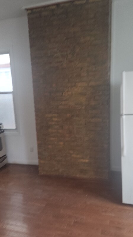 Building Photo - 157 Myrtle Ave