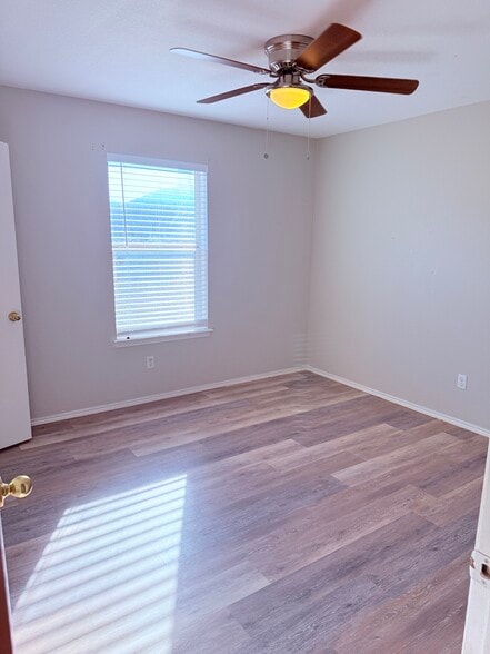 Building Photo - 1206 Rye Glen Dr