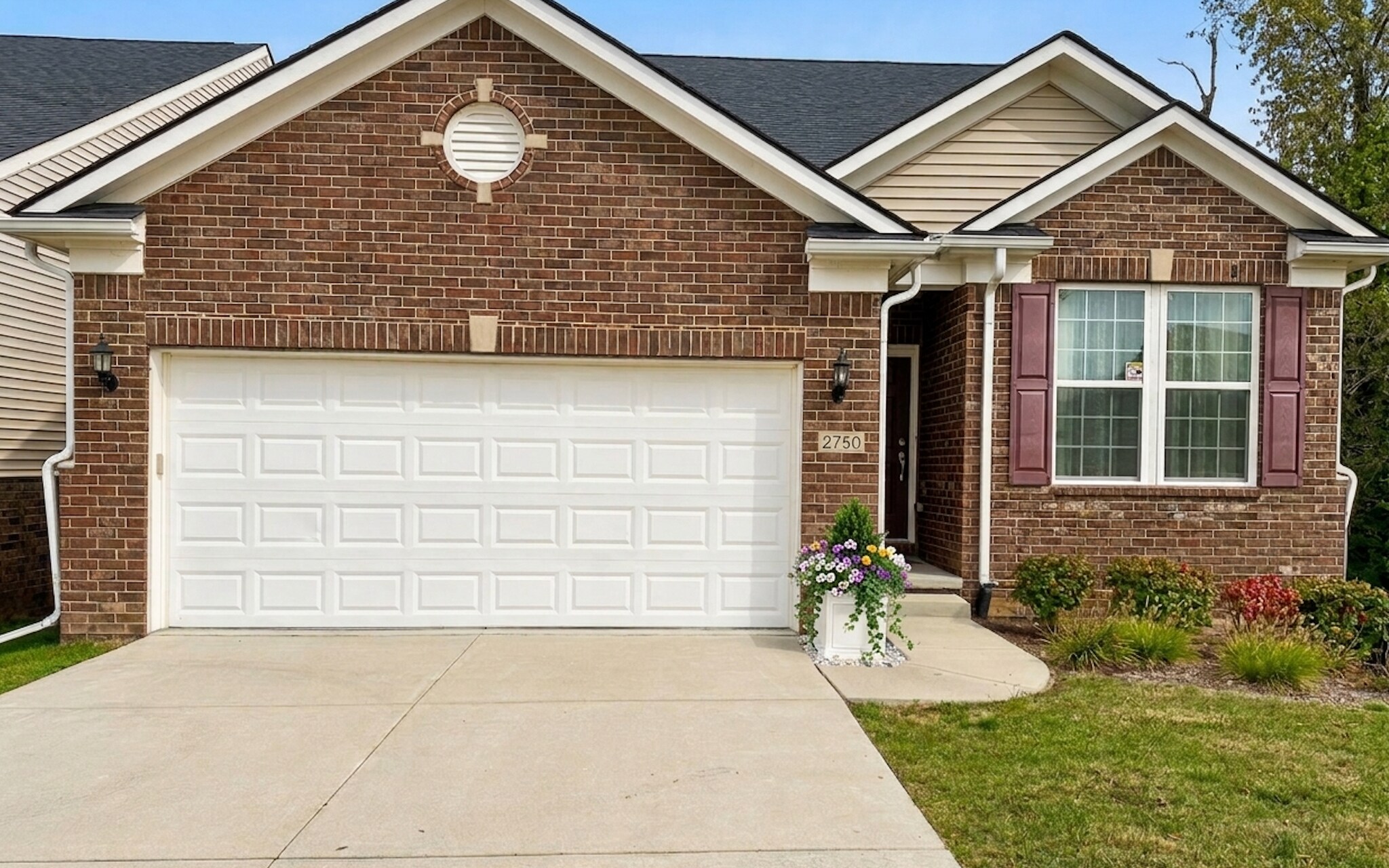 Building Photo - 2750 St. Regis Way