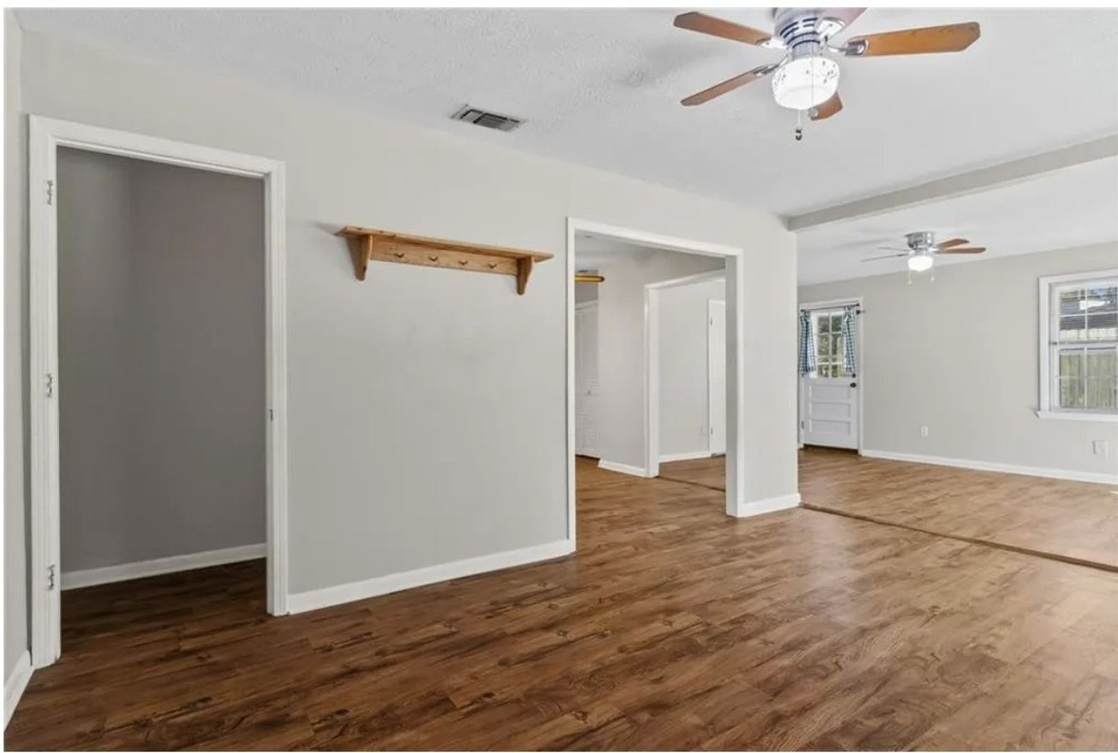 Building Photo - 4685 Pinedale Dr