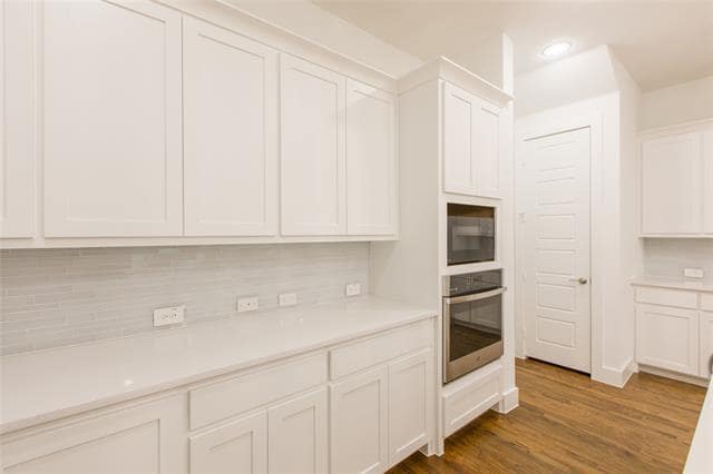 Building Photo - 6105 Echelon Way