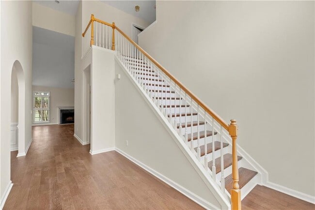 Building Photo - 1124 Sadlers Way