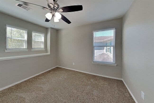 Building Photo - 18230 Temple Hill Ln