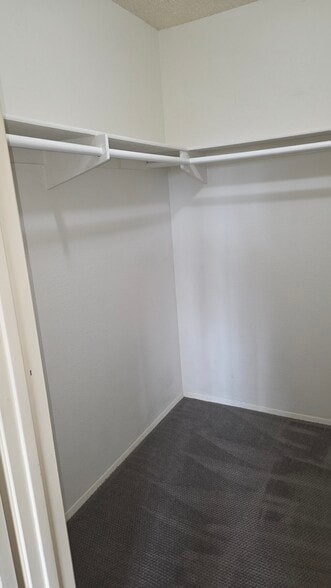 Building Photo - 5990 Dandridge Ln