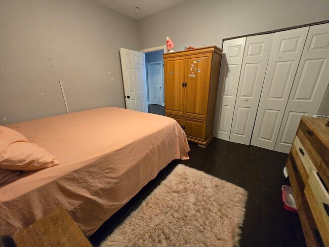 Building Photo - 4102 Artesa Dr