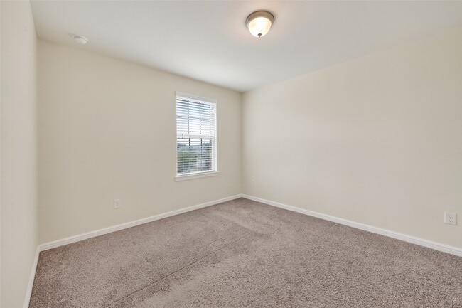 Building Photo - 18122 Alora Springs Trace