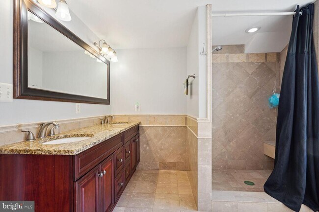 Building Photo - 7713 Winterberry Pl