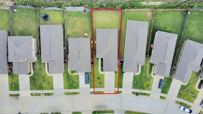 Building Photo - 4319 Palmetto Grv Ln