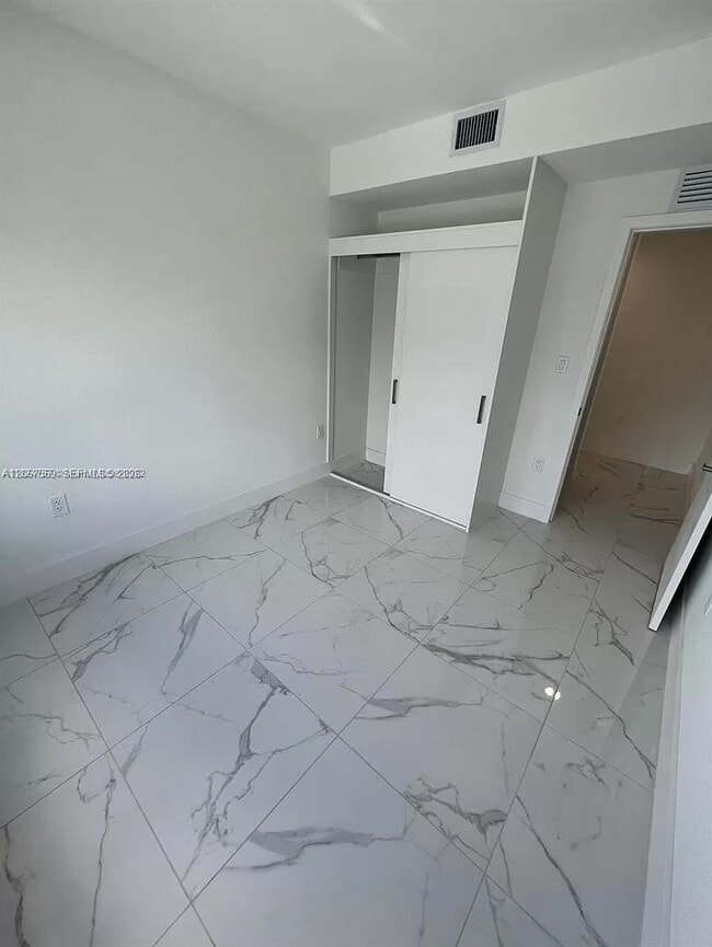 Building Photo - 25859 SW 144th Ct
