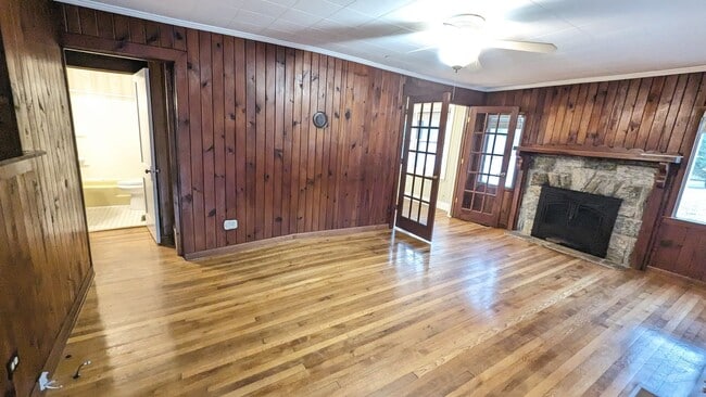Building Photo - 53 Sweetpea Ln