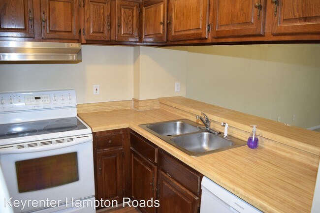 Building Photo - 2 br, 1.5 bath House - 233 Mill Point Drive