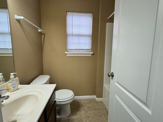 Building Photo - 4209 Bold Venture Dr