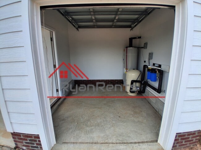 Building Photo - 4075 US 64 ALT  Nashville, NC