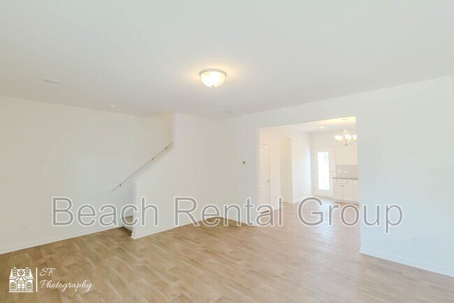 Building Photo - 109 Oxfordshire St