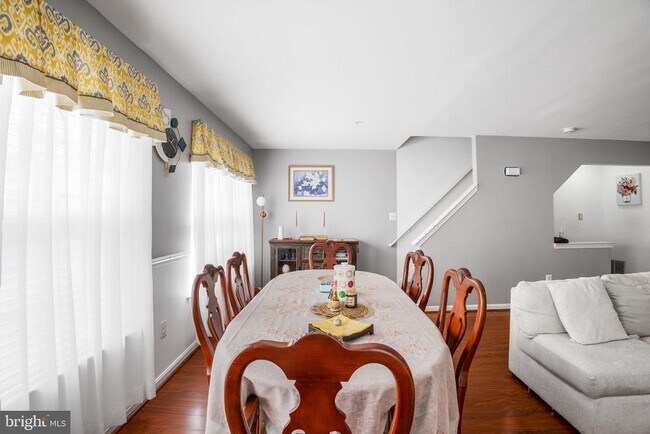 Building Photo - 9820 Berrywood Ct