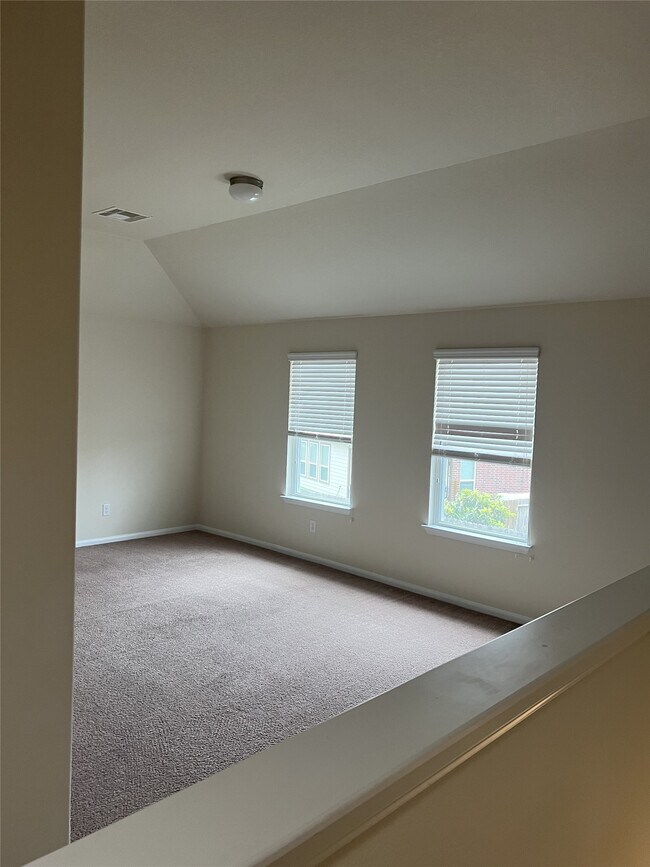 Building Photo - 10523 Chestnut Path Way