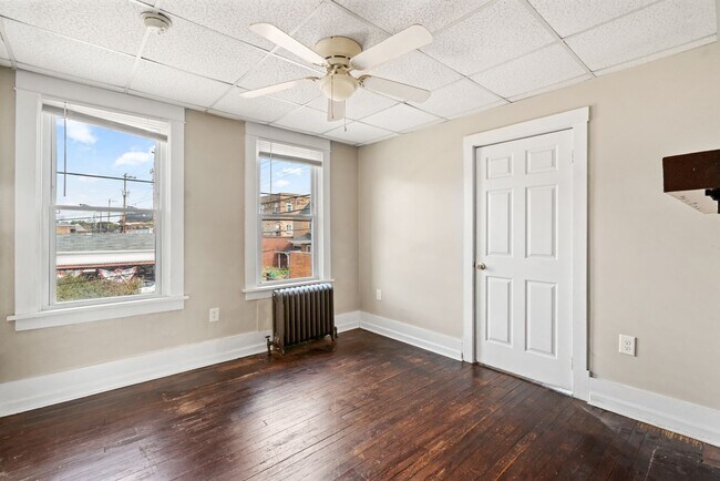 Building Photo - 282 9th St