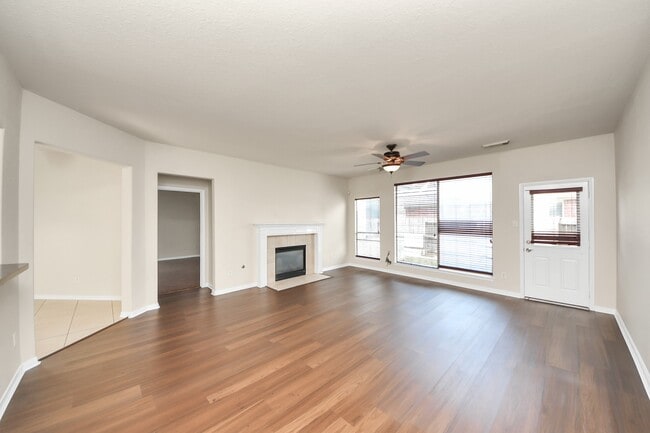 Building Photo - 17303 Quiet Grove Ln