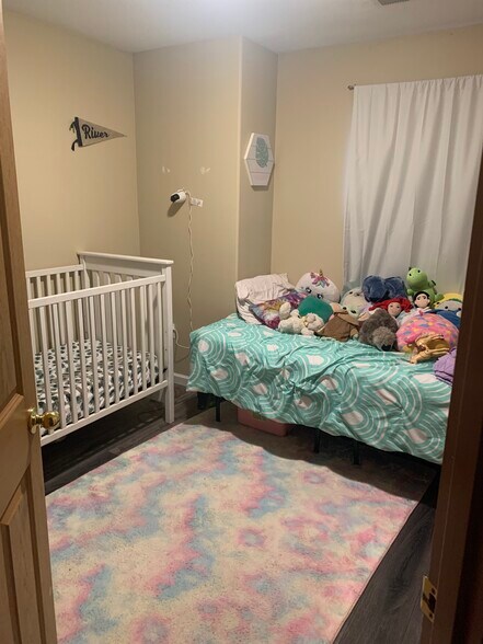 Bedroom 1 - 206 E Illinois St